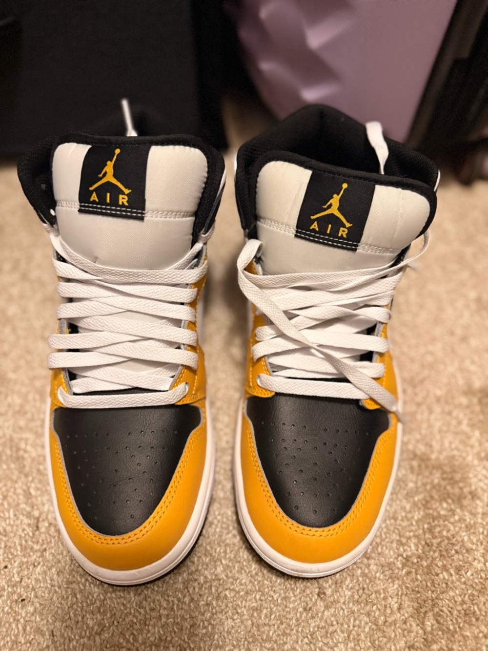 Nike High-Top Sneakers in Yellow Black White